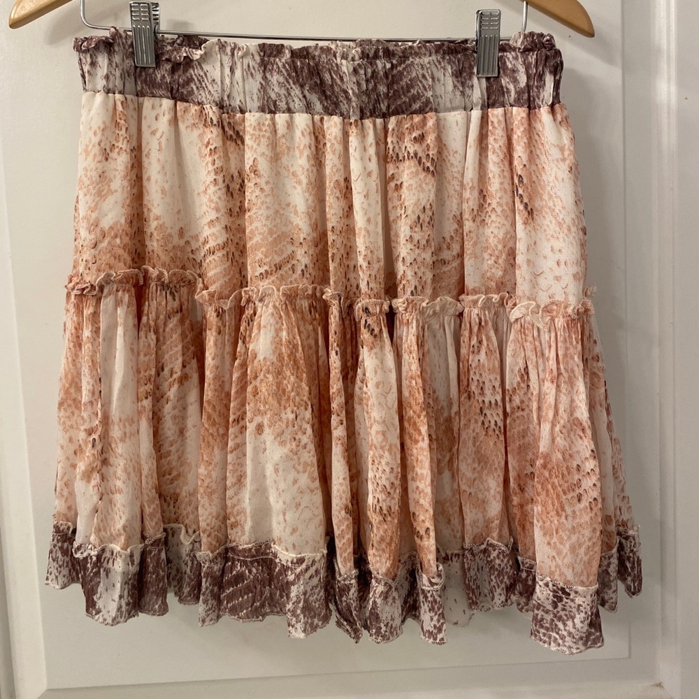 Flowy skirt